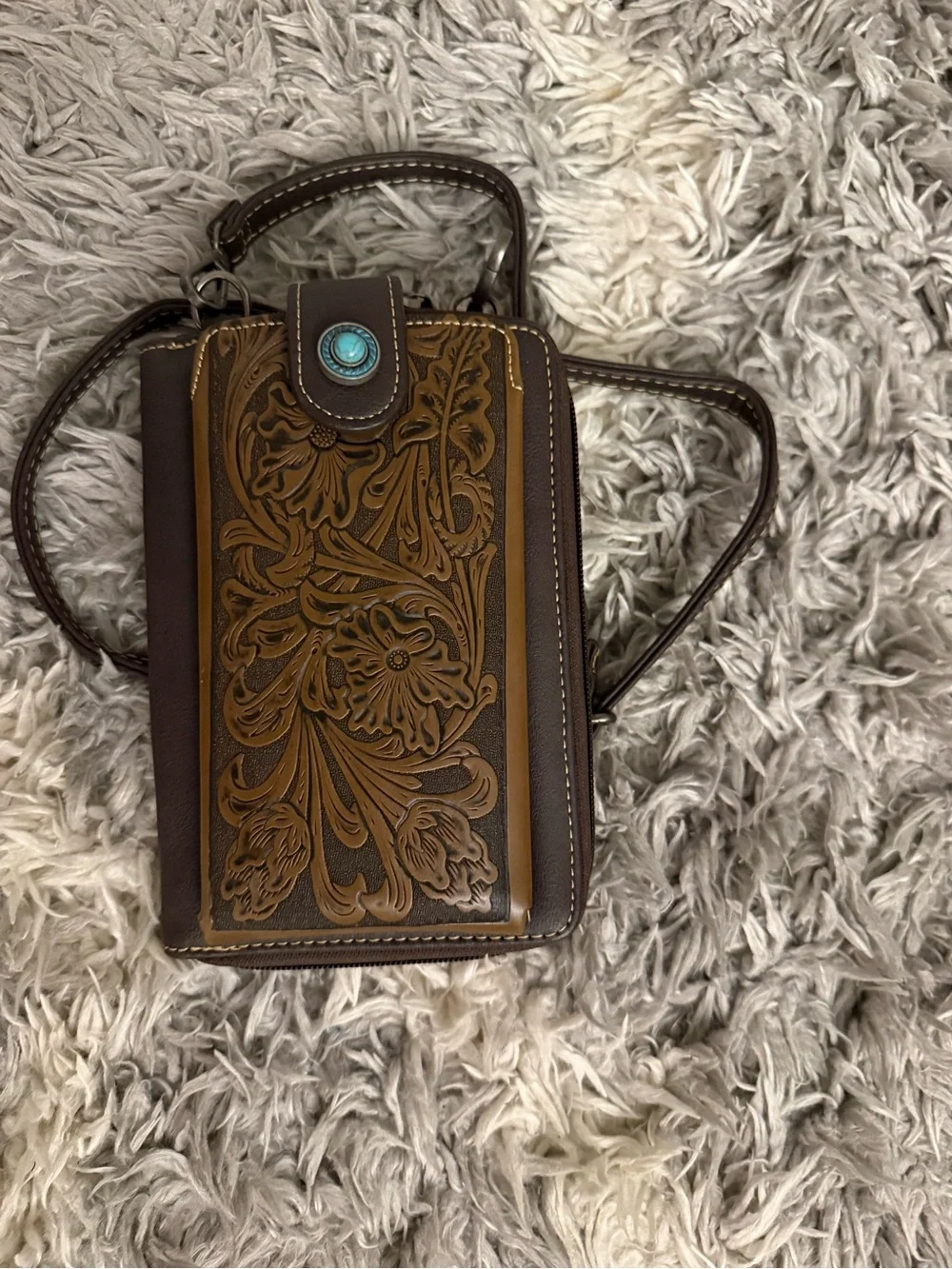 Tooled Leather Crossbody Wallet with Turquoise Accent